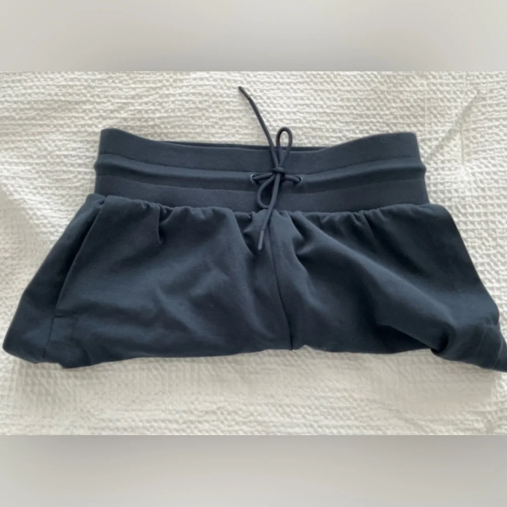 Oldnavy Active Dynamic Fleece Shorts - Picture 10 of 10